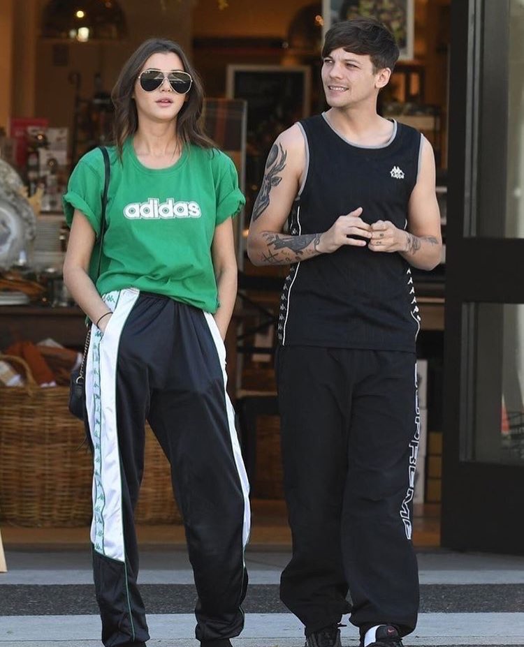 elearnojcalder's tweet photo. 3 years ago 💚 https://t.co/r8EblOwlRs