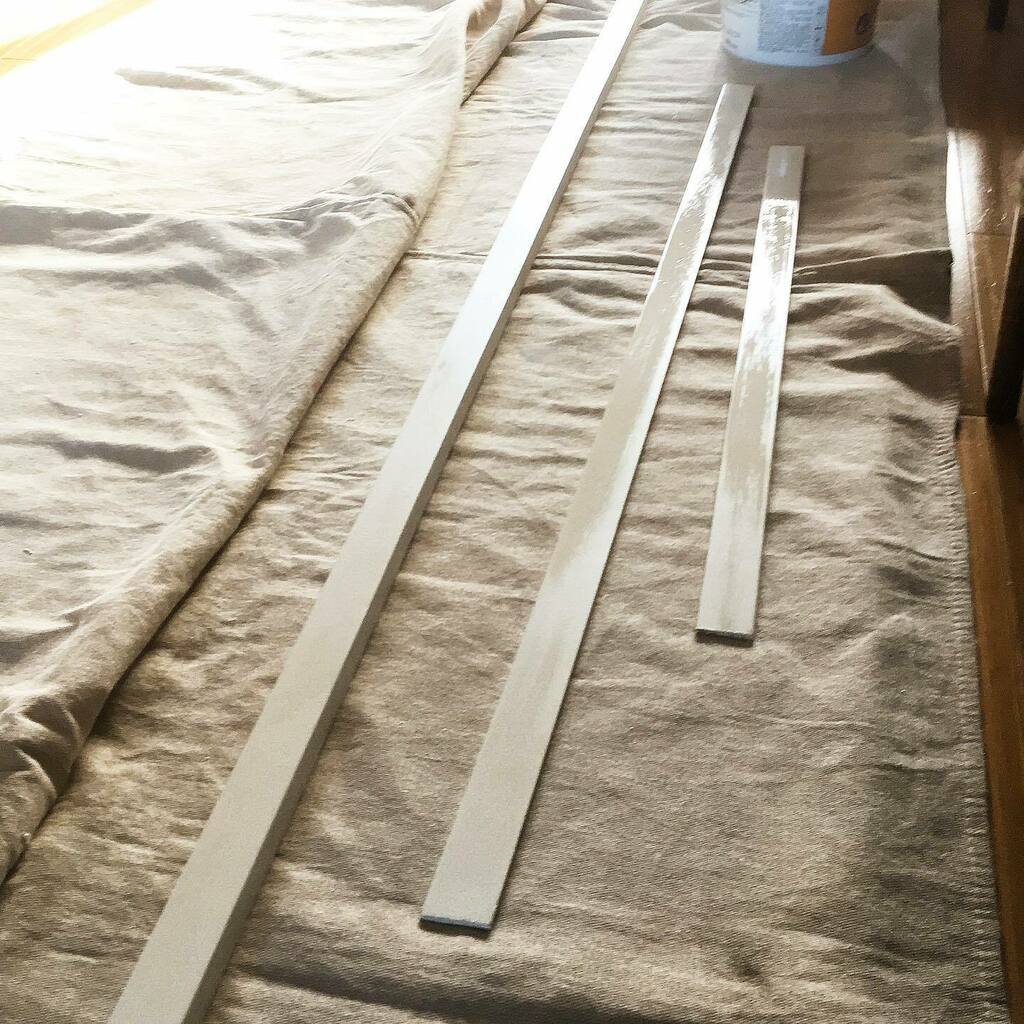 BearImp's tweet image. Watching paint dry! Prepped &amp;amp; test fitted some infill strips for the kitchen earlier. Now getting them painted to match the units before fixing them in place. 
#finishingdetails #bearimprovements #bearimp #loveyourhome #homeimprovements #ware #hertford #… instagr.am/p/CGxRUmUhDkW/