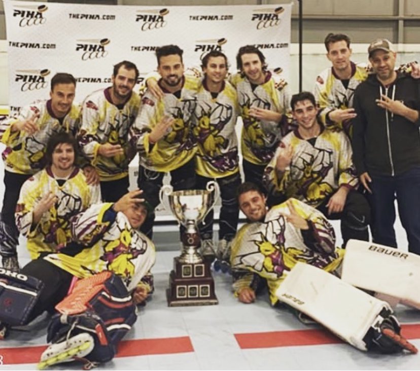 RollerdadNews's tweet photo. 🏆 🏆🏆 3 peat for The Suffolk Sting as PIHA PRO Champions https://t.co/7PkxEZWLhf