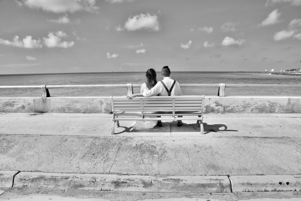 hellomissbird's tweet photo. Looking for a Certified Photographer?
Call #KBW & watch your ideas come to life!
#kayleebirdworks
#kwb #photography #blackandwhite
#FPP #PPA #CCP #Certified #ProfessionalPhotography #KayleeBird #KayleeBirdWorksPhotography #keywest #couplesshoot #whitestpier https://t.co/7ipnVIow28