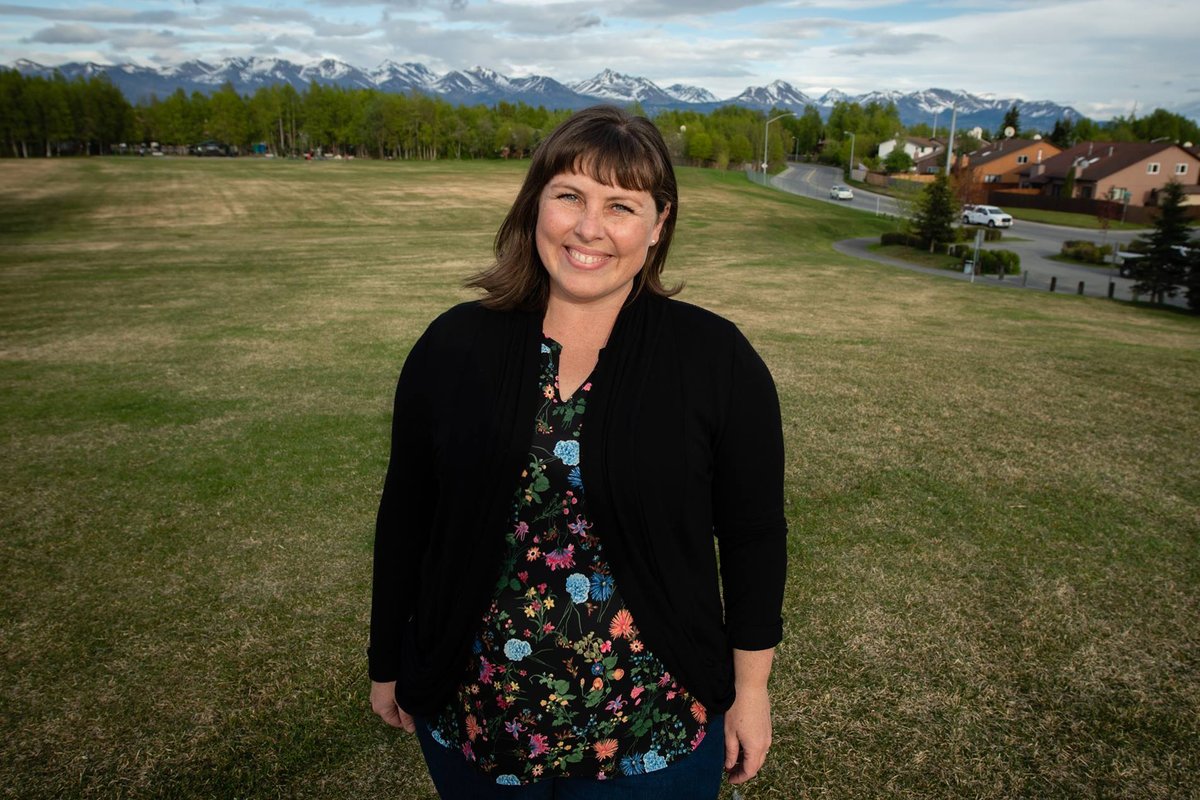 Austin Quinn-Davidson will be the first openly gay woman to serve as the mayor of Anchorage, Alaska.  https://nbcnews.to/2HyZYyy  (5/7)