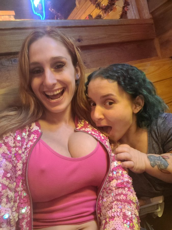 Stripclubexperi's tweet photo. If you missed them at @jaguarlongview this weekend...this is the mad fun of @tyleetexas &amp; @sassee_cassee 

Feature entertainer appearances are listed here: https://t.co/gNYKQ6k61N

#featureentertainer #tyleetexas #sasseecassee #jaguars #longview #texas #stripclubexperience https://t.co/jjH3tWWxYu