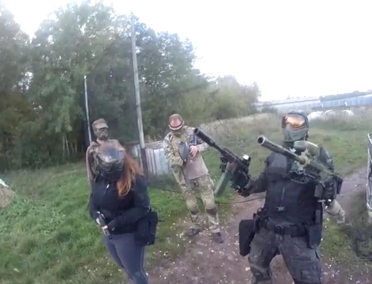PKV2019's tweet photo. Doppelt hält besser 😎
#Paintball #Magfed #woodland https://t.co/4DCKgIzYvE