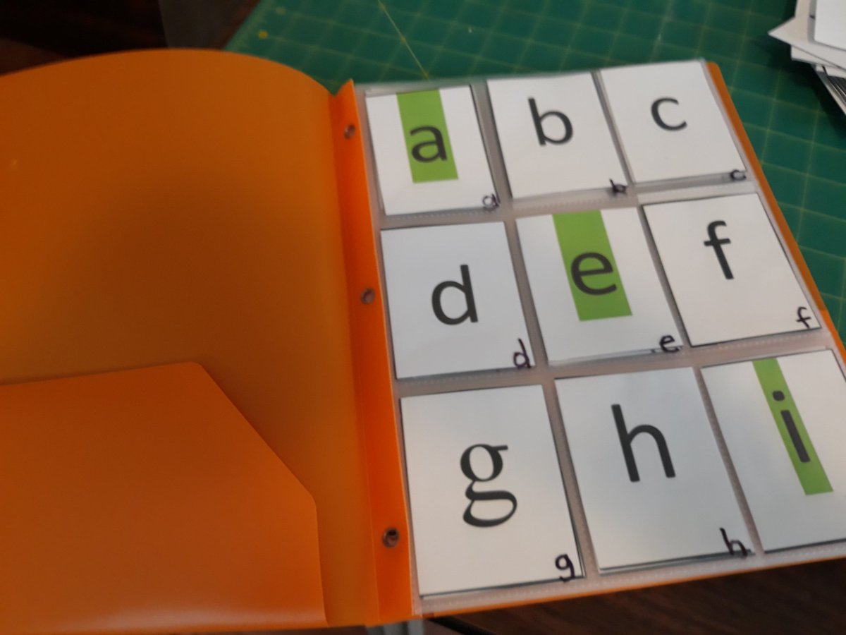 char_shares's tweet photo. Teacher tip:  Use baseball card holders to store letter cards for word work! #teachertip #char_shares https://t.co/g2fF8wGKc4