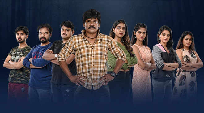 Cinerajawebsite's tweet photo. ‘బొమ్మ అదిరింది దిమ్మ తిరిగింది’ మోష‌న్ పోస్ట‌ర్ విడుదల
https://t.co/xKgoPdeU4y

#ShakalakaShankar @actor_priya
 🎬 
@HydKota89
#VSRao 
@VarmaAllur
 @prmusicdirector
#MadhuL 
@Somesh_mucharla
#MahankaliMoviesProduction
#ManideepEntertainments 
@MovieBadt https://t.co/GUEfYXV1GN