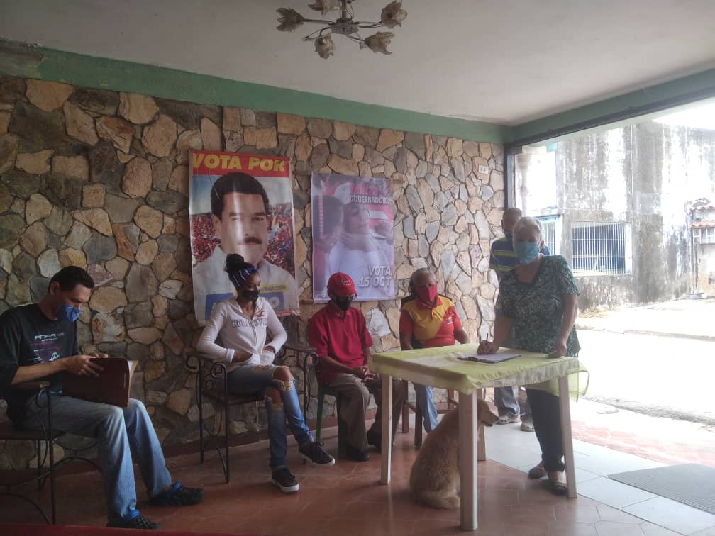 PsuvSantaCruz_V's tweet photo. #Obseva #25Oct Prefagua Las Carolinas #Maturin Parroq Santa Cruz  Simulacro Elect AN2020  UBCH Las Carolinas. Sect Prefagua
@dcabellor
@_LaAvanzadora
@ErnestoPSUV_ 
@irwingPsuv_ 
@diomarapsuv
@sullydcr
@ericatipoyop
@ccdariovivas 
@ccdariovivasmon https://t.co/xw6x6yO8Ss