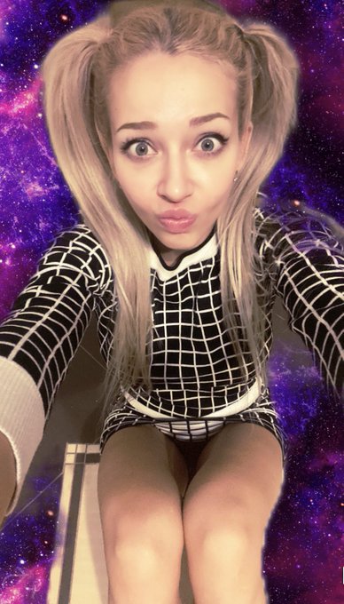 hello my new friend! unfortunately for my stupidity deleted my old account .. BUT! now i have a new one<a href="/tag/follow"class="tags"><span>#follow</span></a><a href="/tag/girl"class="tags"><span>#girl</span></a><a href="/tag/like"class="tags"><span>#like</span></a><a href="/tag/halloween"class="tags"><span>#halloween</span></a><a href="/tag/girs"class="tags"><span>#girs</span></a>