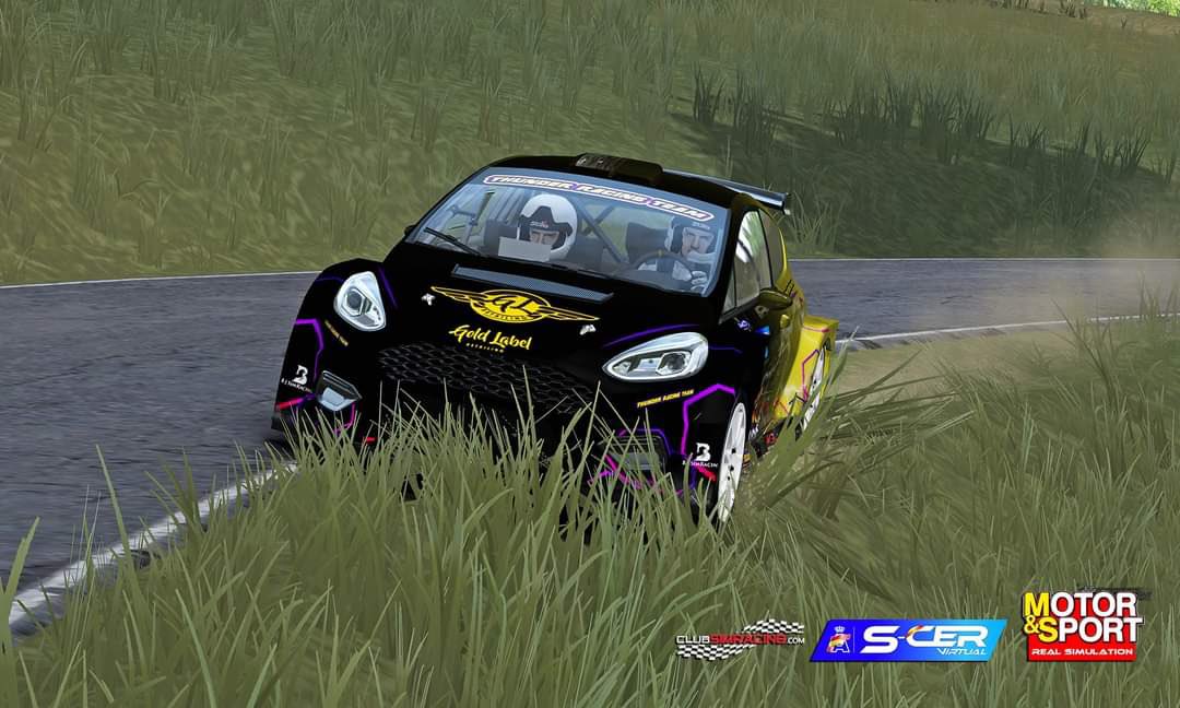 Gracias a los chicos de <a href="/MyS_MotorySport/">Motor & Sport</a> y <a href="/SCERvirtual/">S-CER Virtual</a> por esta foto. Trazada tipo <a href="/JASuarezOficial/">Cohete Suárez</a> <a href="/ThunderRacingT1/">Thunder Racing Team</a> #goldlabeldetailing <a href="/Archiauto/">Archiauto</a> <a href="/club_simracing/">Club Simracing</a> @jmos90 <a href="/pmorera1/">Pedro Morera</a>