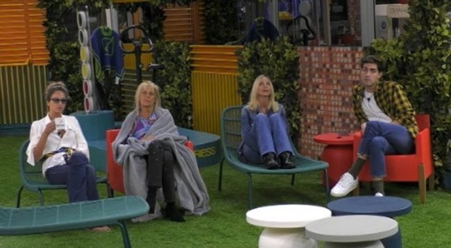 stranisbalzi's tweet photo. CON ORGOGLIO DALLA PARTE GIUSTA #GFVIP https://t.co/U2JPwgklba