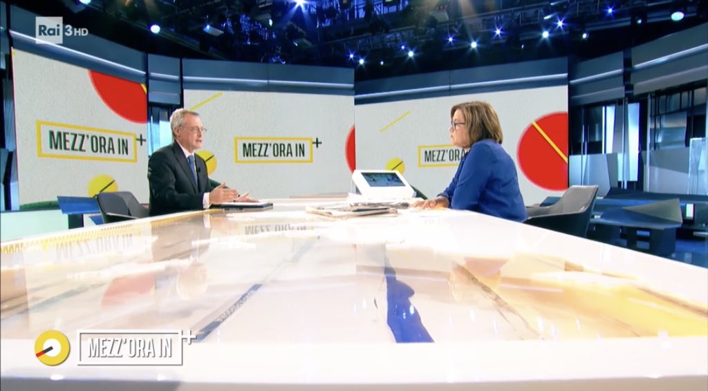 Gli italiani nella prima ondata della pandemia hanno dimostrato alto senso civico. Da allora però non è chiaro il progetto per il #futuro del Paese. I cittadini oggi sono disorientati.

#mezzorainpiù #IlCoraggiodelFuturo #PattoxItalia