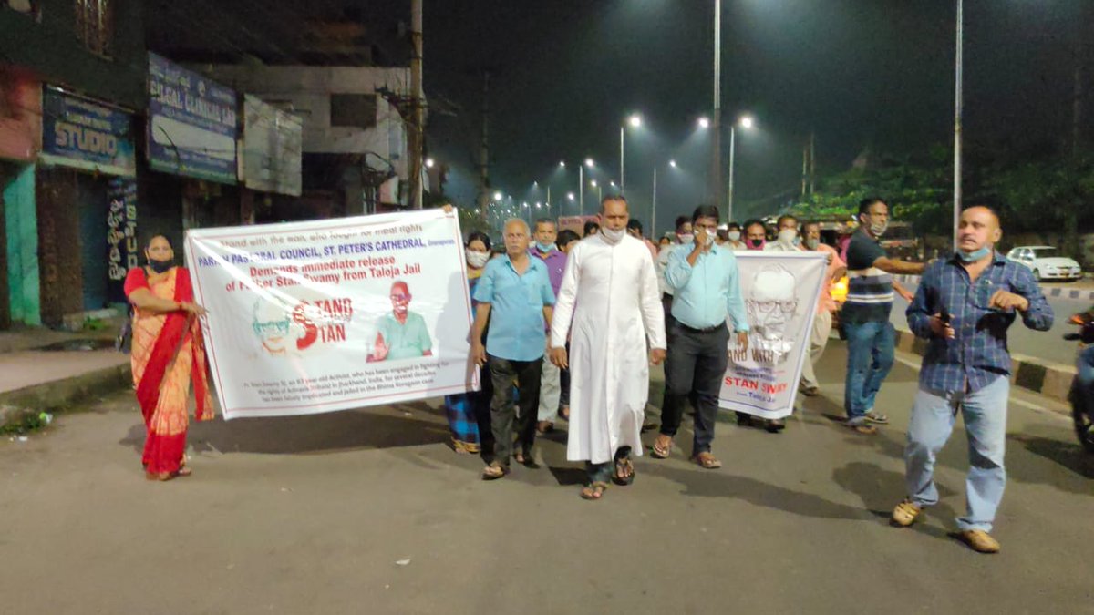 Frangle01's tweet photo. #Standwithstan
#StandforStan
#WATCH
#NDTVExclusive
AICUF Andhra Pradesh, Visakhapatnam unit and Parish Pastoral council St.Peter's Cathedral, Arch Diocese of Visakhapatnam has organanised a candle light rally @ 19:30hrs on Sunday 25.10.2020 at Gnanapuram for Fr.Stan. https://t.co/ucEYn8vUc4