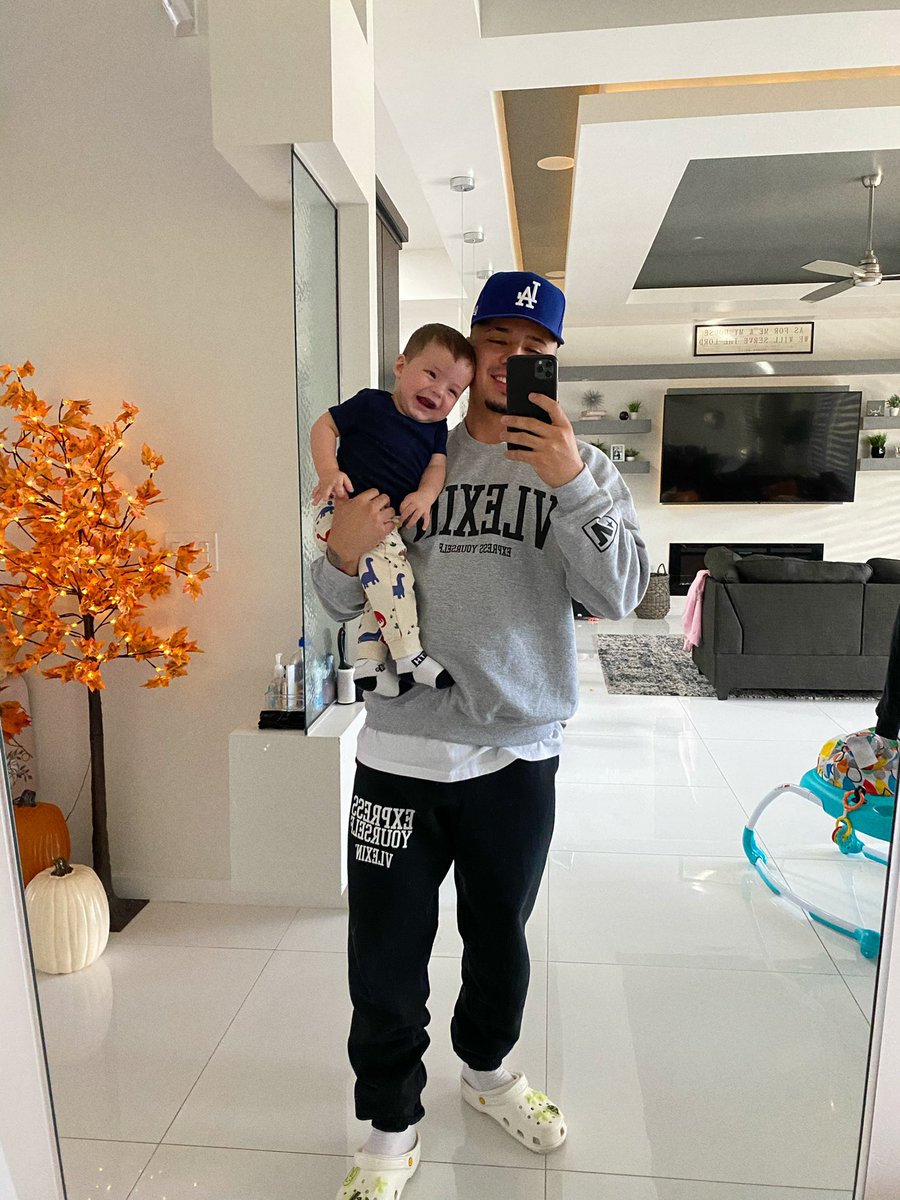 vlexgalindo's tweet photo. 👨‍👦🤍 https://t.co/jDe22H4mP0