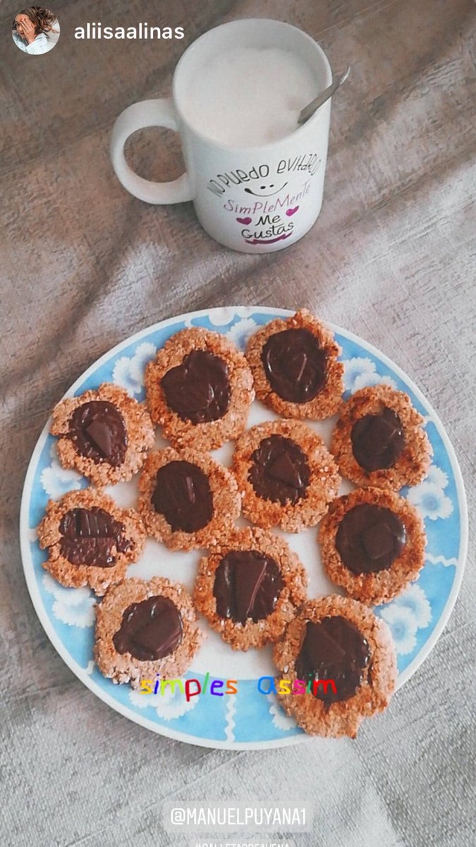 ManuelAlcantar1's tweet photo. Cafelito solo para mí y cafelito con espumita para Ali.

Mi rubia ha preparado estas deliciosas galletas saludables

Tarde de NETFLIX y relax
@alisaalinas https://t.co/brr0piSggb