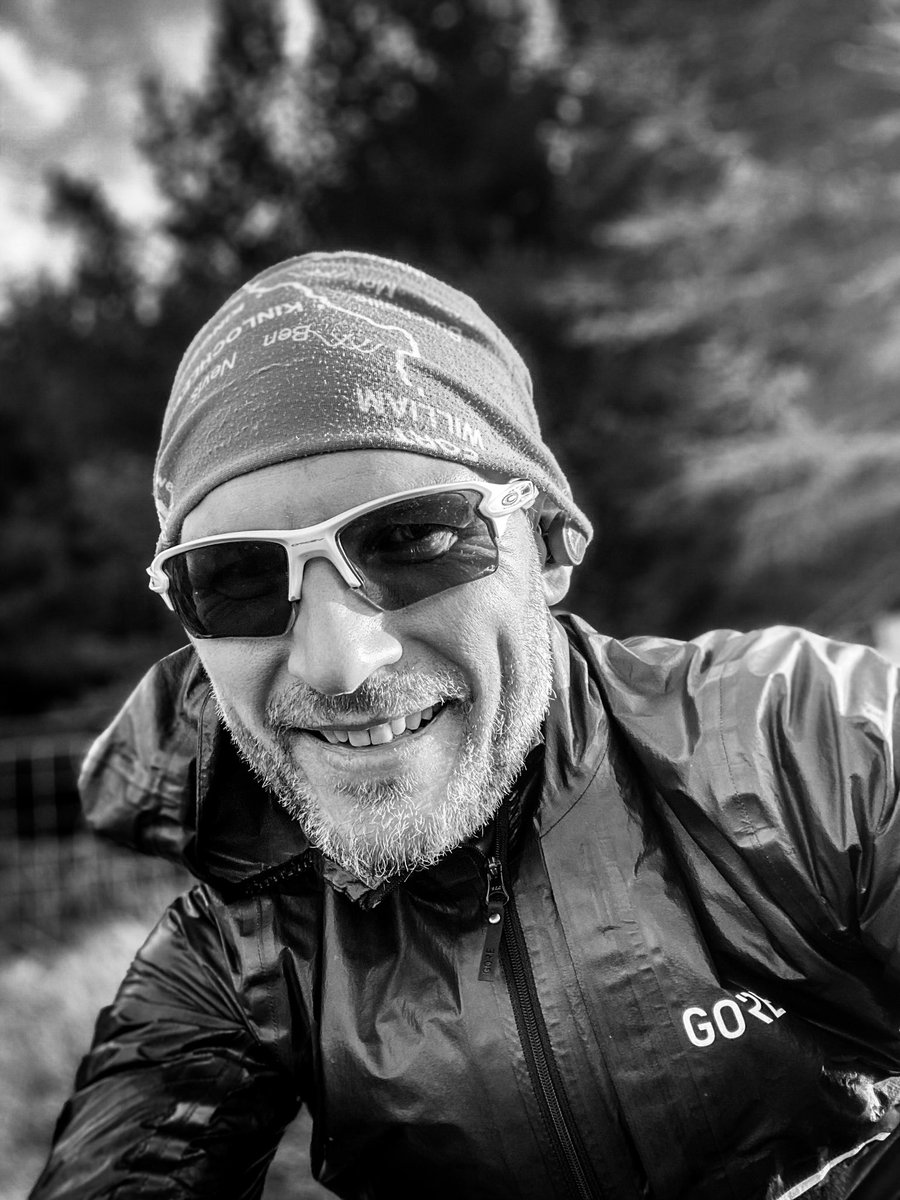 charlie_lees's tweet photo. #100DaysOfPositivity Day 23: relentless positivity. 

I think we are all feeling a bit apprehensive about the winter months ahead. I certainly am. My approach is to tackle it head on with a relentlessly positive attitude. And running and taking /sharing lots of photos. https://t.co/PEmS0Kw5is