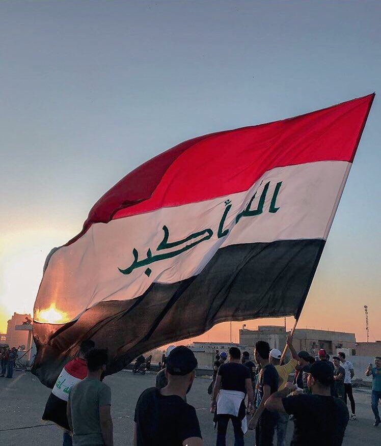 rayanalobaidy's tweet photo. اما عن وطني ؛
- سيحيا بعد كربتهُ ربيعاً ، كأنّـهُ لم ، يذُق بالأمس مُراً
#يا_عراق #25_October. ♥️ 🇮🇶 https://t.co/qx1lHMwJyT