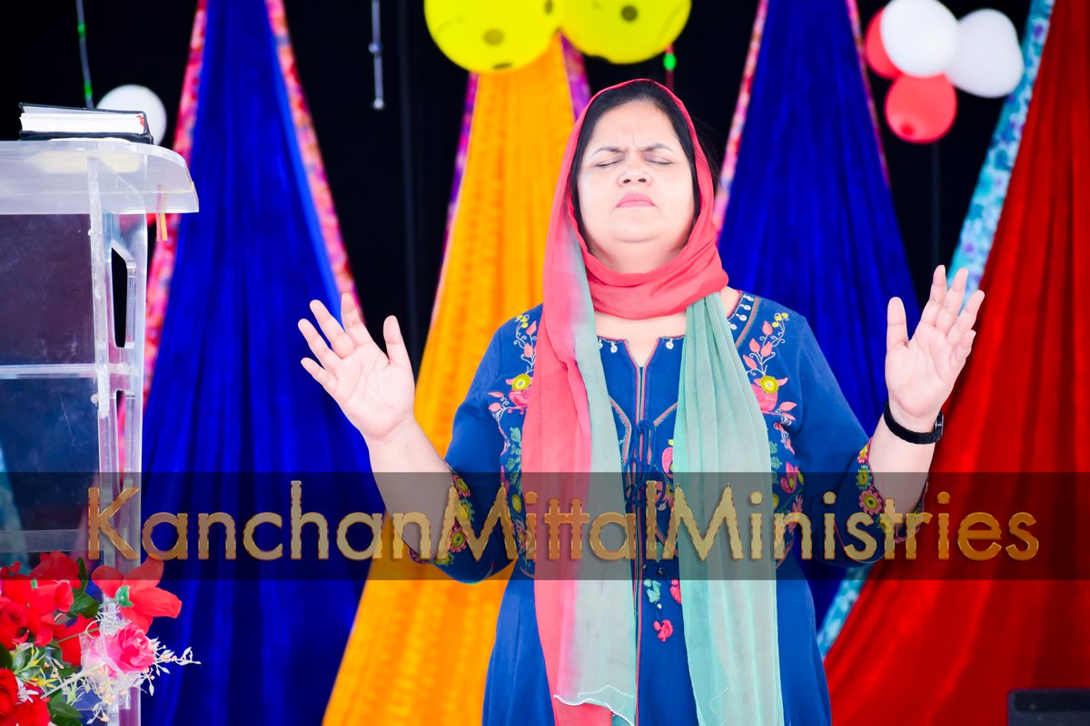pastorkanchan's tweet photo. The Lord is wonderful and has been wonderful to us all life long. This day, we are to here to uplift the name of the Lord. Celebrate in the presence of the Lord.

#kanchanmittalministries
#celebrationsundayservice https://t.co/P5wOQAgiUB