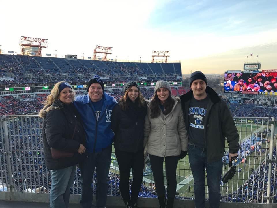 melissaknight96's tweet photo. My dads 2 favorite things: @MiamiDolphins and the Kentucky Wildcats @KentuckyMBB @UKFootball as he enters the last few months of his life fighting stage 4 prostate cancer, it would mean the world to him to have a shout-out of encouragement from these teams. Please RT! https://t.co/JOLRkYFVVg