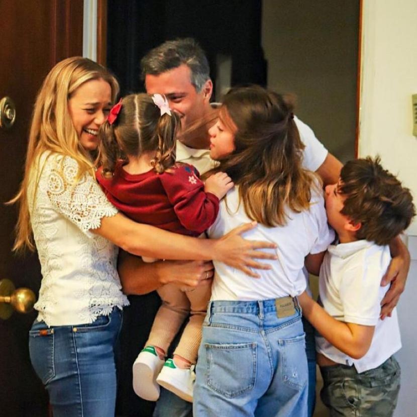 #25Oct | Encuentro de nuestro Coordinador Nacional, <a href="/leopoldolopez/">Leopoldo López</a>, con su familia.