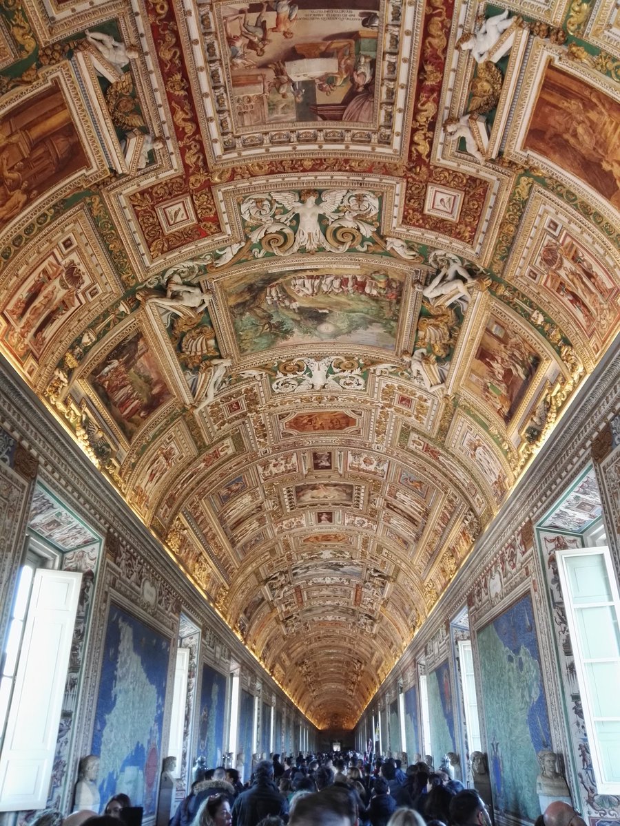 La meraviglia del mondo. I Musei Vaticani. @museiincomune @discoveroma @PasseggiateRoma @FotoDiRoma @Roma @SaiCheARoma @romaierioggi @romatoday @laromachenonsai @Pontifex