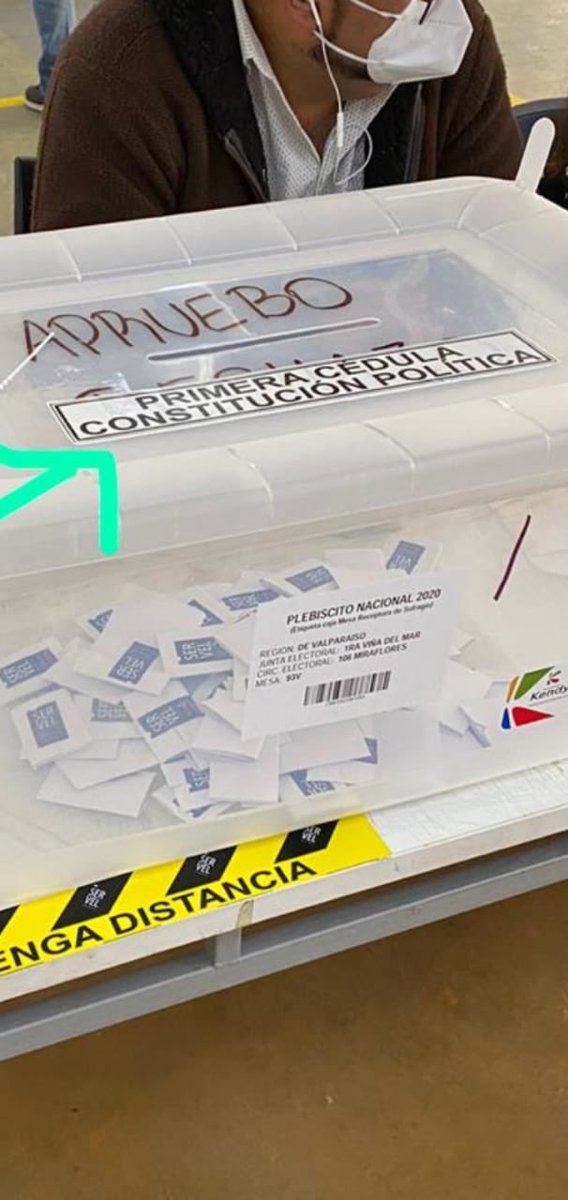 esterencasa's tweet photo. DENUNCIAR:
Ya ahí está le información:

- Región: Valparaiso
- Comuna: Viña del Mar.
- Local: 106 Miraflores
- Mesa: 93V
@ServelChile https://t.co/EVnzTGWLJL