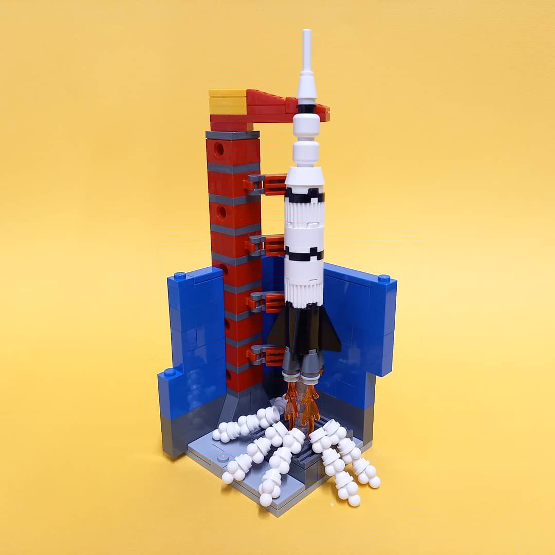 LEGO Series 15 Astronaut Minifigure