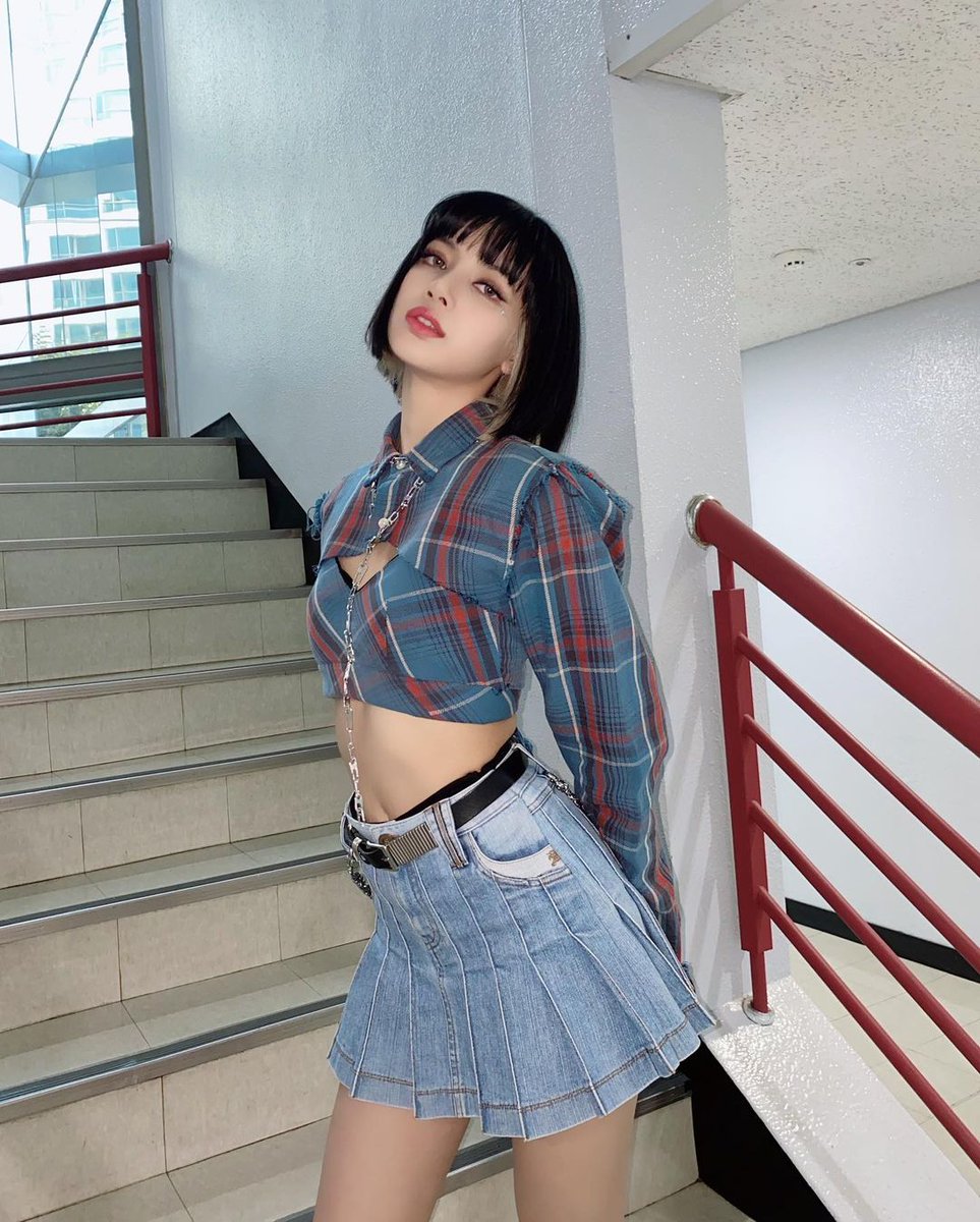 SLoveLisa : Lisa​ Fan Account🔥 tweet media