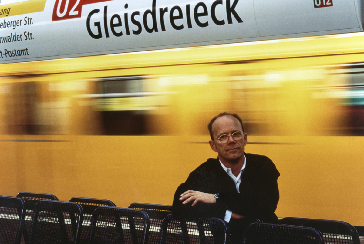 espiekermann's tweet photo. #fontsunday
Berlin before &amp; after re-design in 1990 https://t.co/Ch3Dl28Jk9