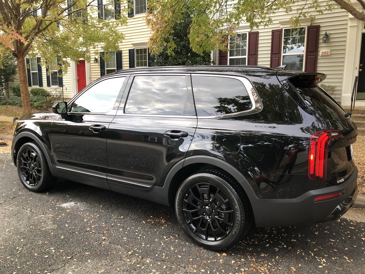 drdetailsdmv's tweet photo. 2021 Kia Telluride with a foam wash and light interior detail by @drdetailsdmv  #VeteranOwnedBusiness #smallbusinessowner https://t.co/Uf4qxkMozb