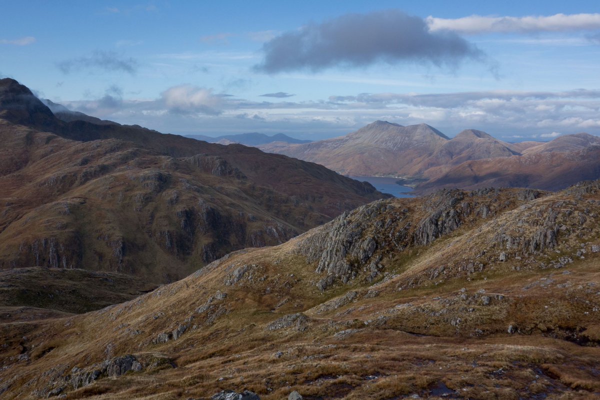 BruceRussell16's tweet photo. Beinn Sgritheall from Luinne Bheinn #munros #knoydart #roughbounds #outandaboutscotland
#inthistogetherScotland
#MScot50
#getoutside
#mountainsforthemind https://t.co/lJbozwMPTe