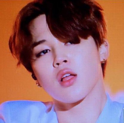 liIjiminvert's tweet photo. jimin’s lips are the BLUEPRINT https://t.co/dxmQtsfURI