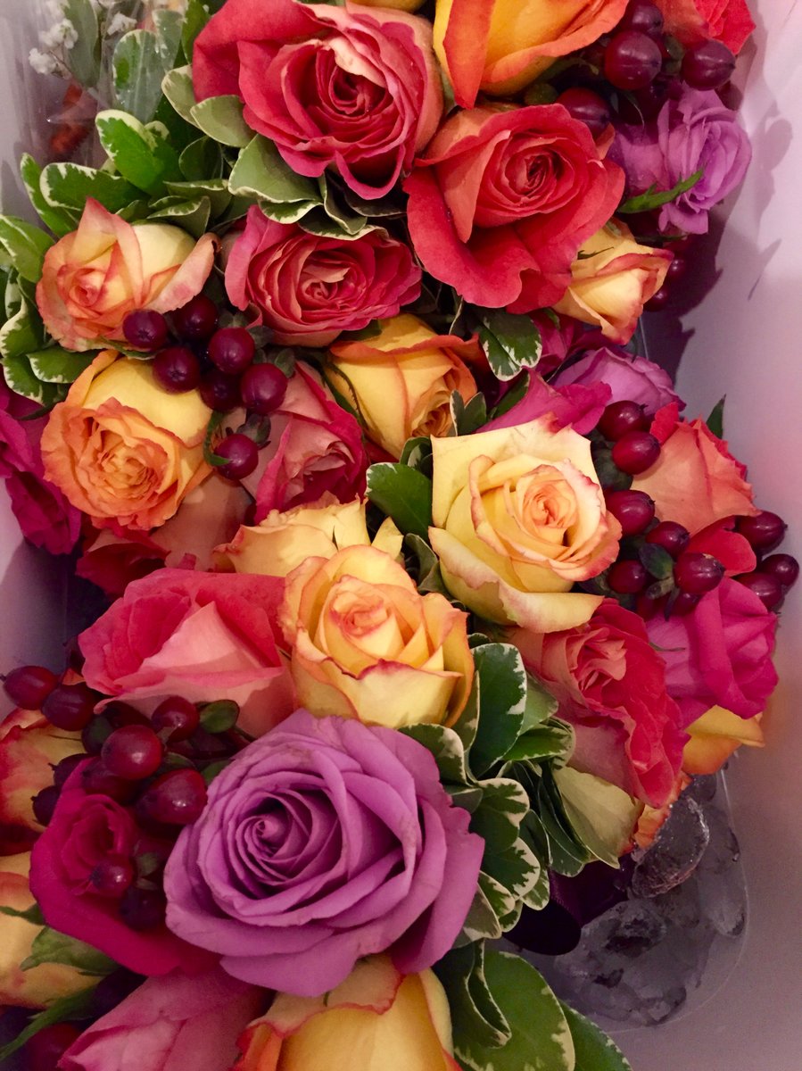 sgrace_events's tweet photo. Love bold and gorgeous colors? So do I! S+S treated their wedding party members with this beautiful combination of colors in their bouquets and boutonnieres. 😍 

Photo - Me
Florals - @safeway
Venue - @wente

#caveweddingceremony #winerycave #fallwedding https://t.co/0STrSXTQrj
