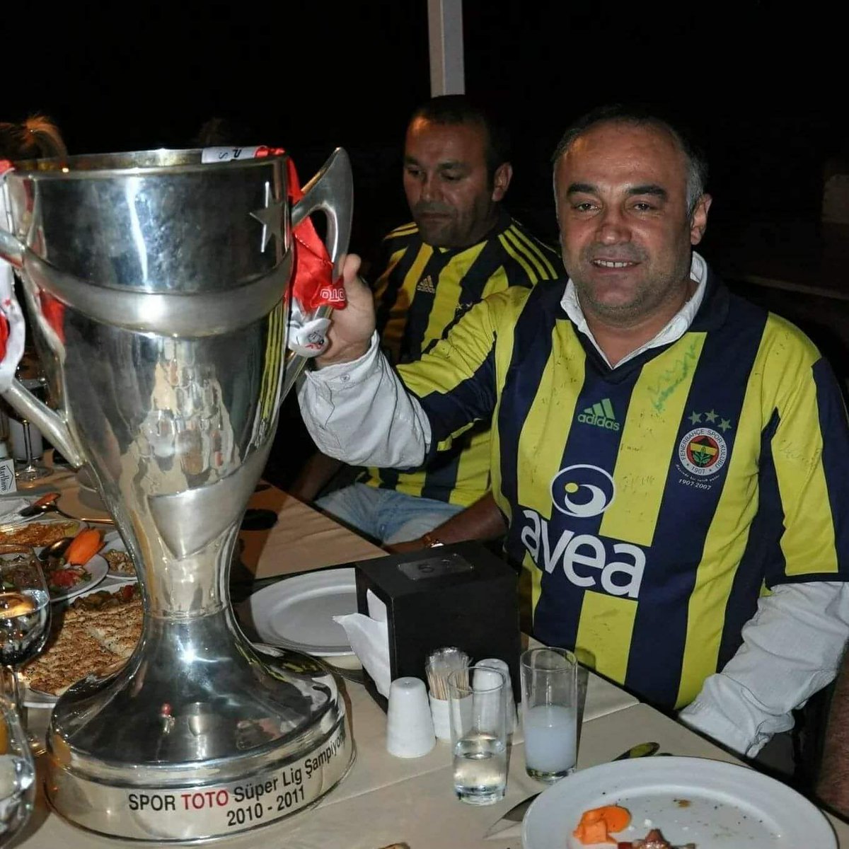 Görmek isteyen varsa FENERBAHÇE müzesinde.