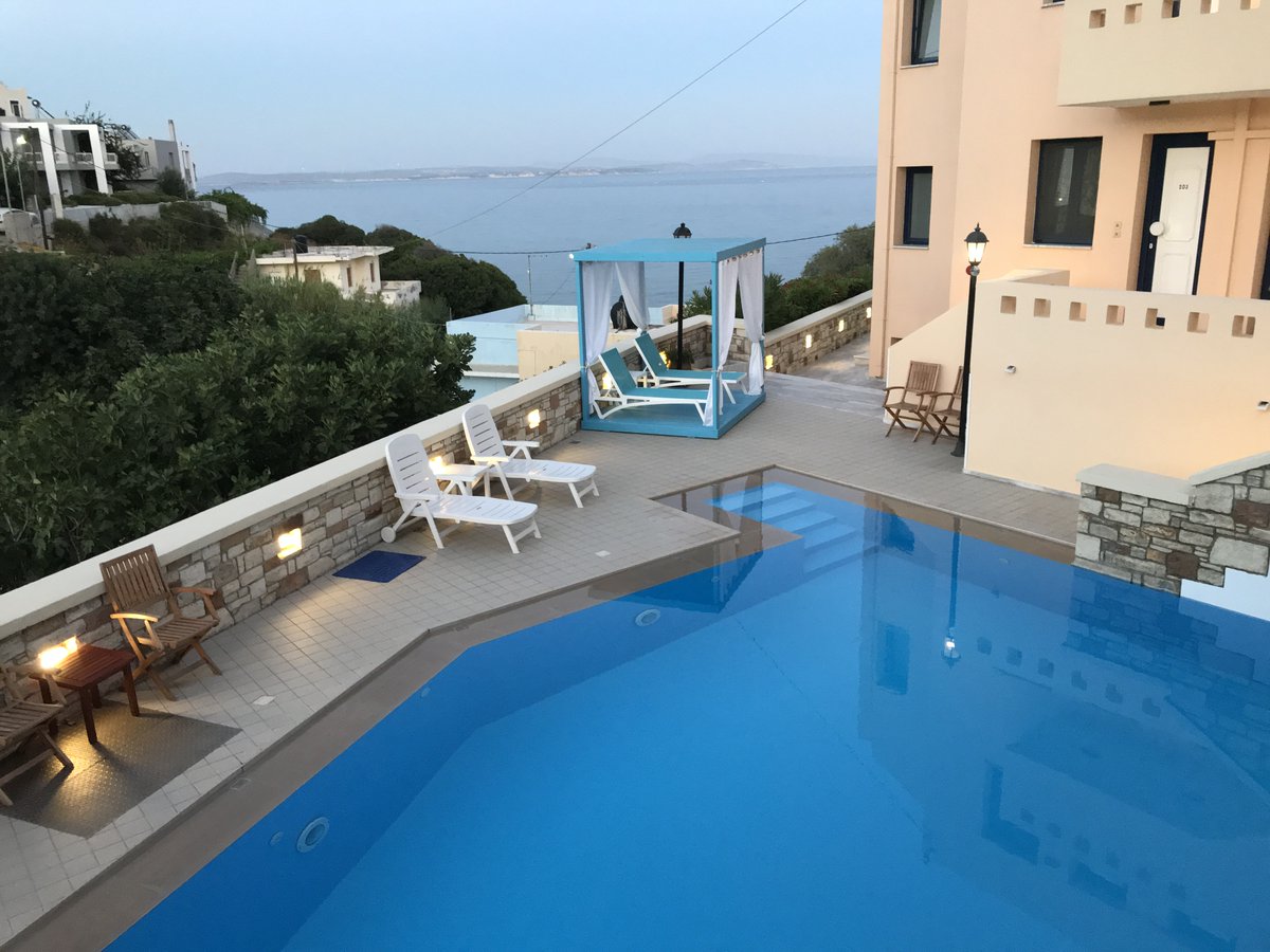 We built a reputation for doing things differently than the others, a personal approach to Greek island hospitality. Its location offers the visitor peace and seclusion, but also the opportunity to enjoy the beauty of nature, and the endless Aegean Sea #Chios <a href="/seabreezechios/">Sea Breeze Chios</a>