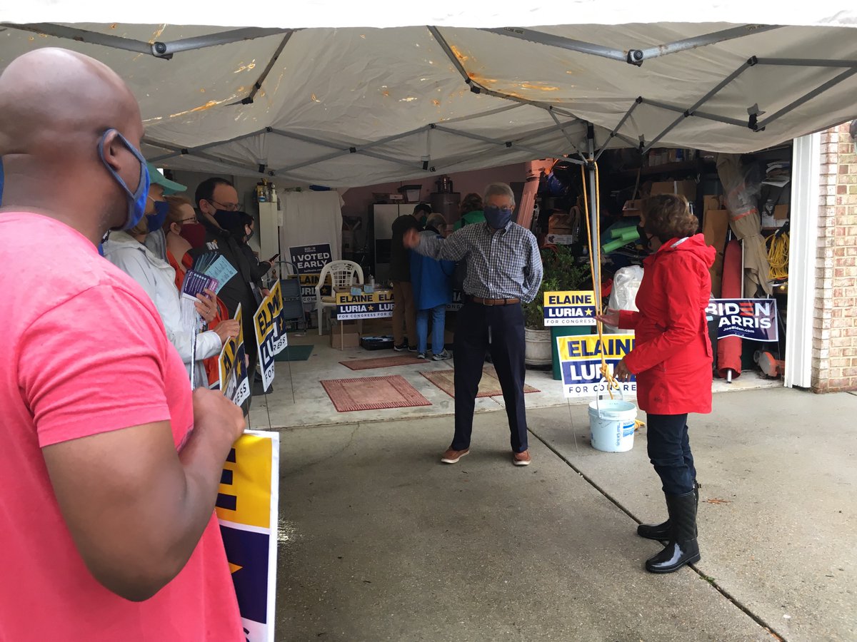 RalphLV3's tweet photo. Getting ready to place door hangers with #TeamElaine to get #RepElaineLuria re-elected and to get #JodyWagnerforMayor elected.. https://t.co/yrFYGxI8QF