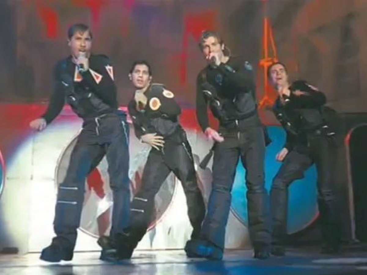 JenyaFornaraWA's tweet photo. Hey, everyone! Who Loves These Boys? You are here? Hello! ππ₯° #TheFutureTour #WorldsApart https://t.co/OGrQhEIJYo