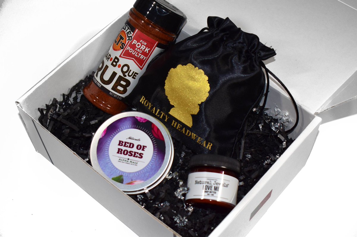 ReedBoomin's tweet photo. @tatianafitk Check Us Out!  A Subscription Box Company That Contains Products From Black Owned Companies Only!
-We Launch 11/6! 
Follow us @BuyBobox And On IG: @/Bobox.co 
Come Explore Black Owned Businesses With Us❗️ 
https://t.co/b2jso4S4Pd https://t.co/mJ2f1v2b2U