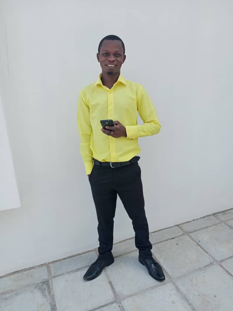MAtungwu's tweet photo. God is the secret behind my smile https://t.co/DQ7QHlnHeE