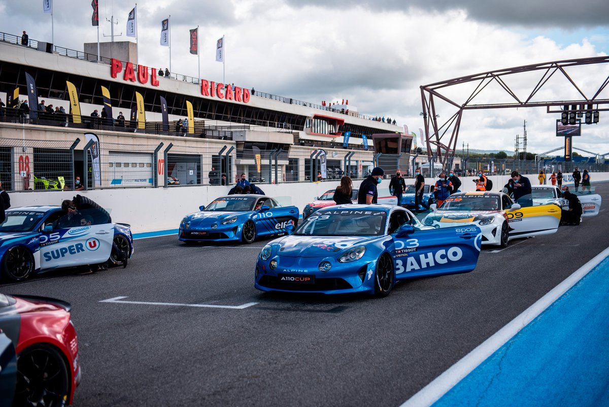 BahcoTools's tweet photo. Today there is only one word to describe it: Happiness!!! @GosiaRdest ended up in P6 after the first race! Great fight, great overtakes and full of satisfaction!🚗💨
https://t.co/KLFpI9UmW9
#Bahco #BahcoFollowTheFish #FollowTheLegend #Girlsontrack #WomenInMotorSport #AlpineA110 https://t.co/tNt2zIvMlX