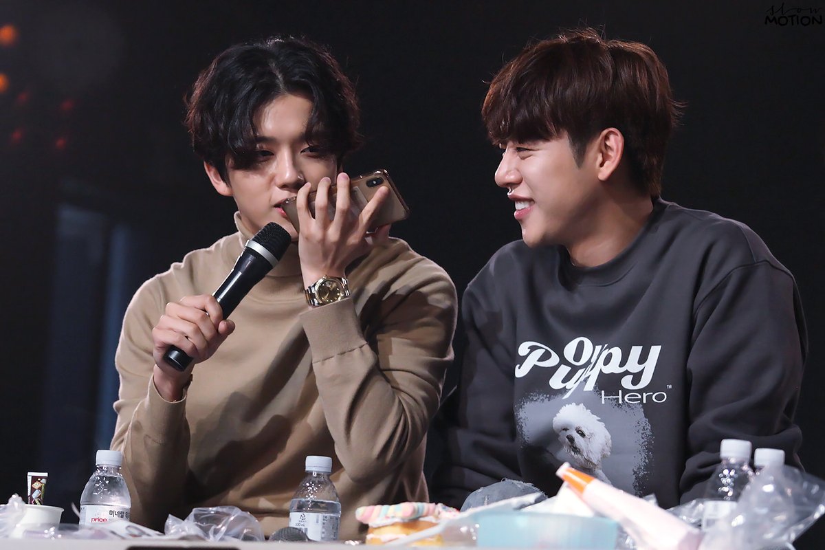slowmotion0124's tweet photo. [HQ] 201023 SCARECROW 팬미팅

용국이의 목소리를 들으니 너무 좋다!🥺
 
@BAP_Youngjae @official_JDH93 @BAP_Bangyongguk 
#유영재 #대현 #BAP https://t.co/eVg0ddAci8