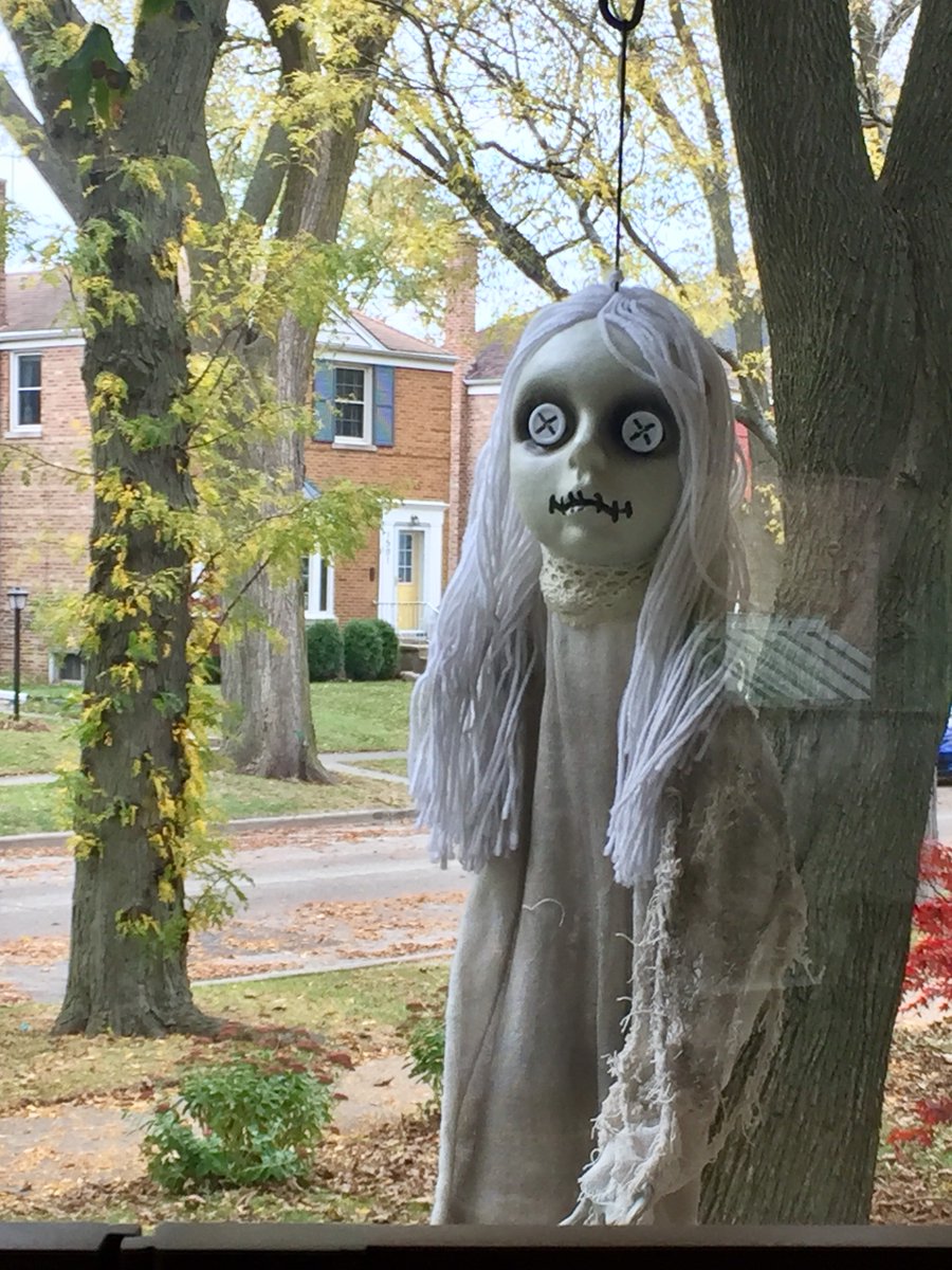 CDixonBooks's tweet photo. The neighbor kids are lobbying me to have this decoration removed but I’m kind of enjoying freaking out the K-2nd graders. Am I evil? https://t.co/aIsICbVnIP