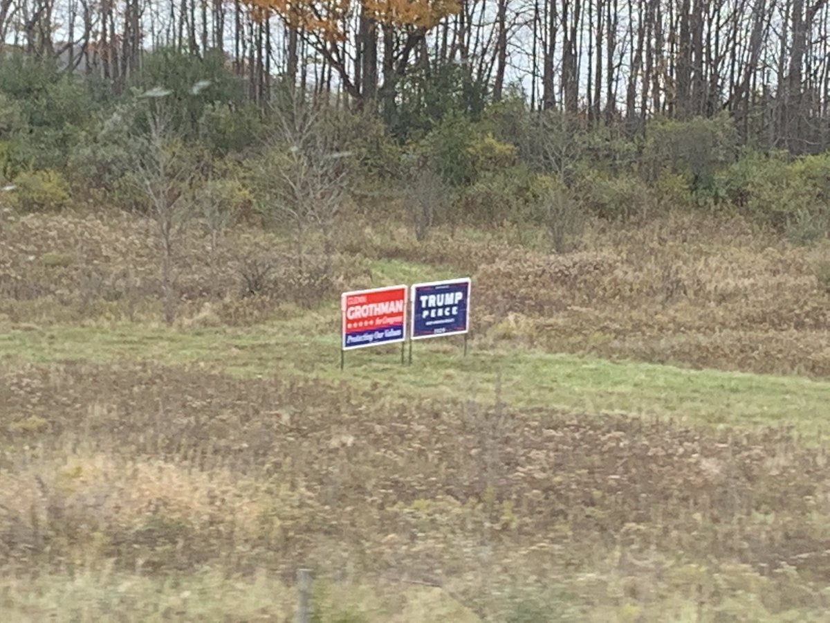 CHIZMAGA's tweet photo. Northern Wisconsin is all Trump! https://t.co/upfnuW9EXT