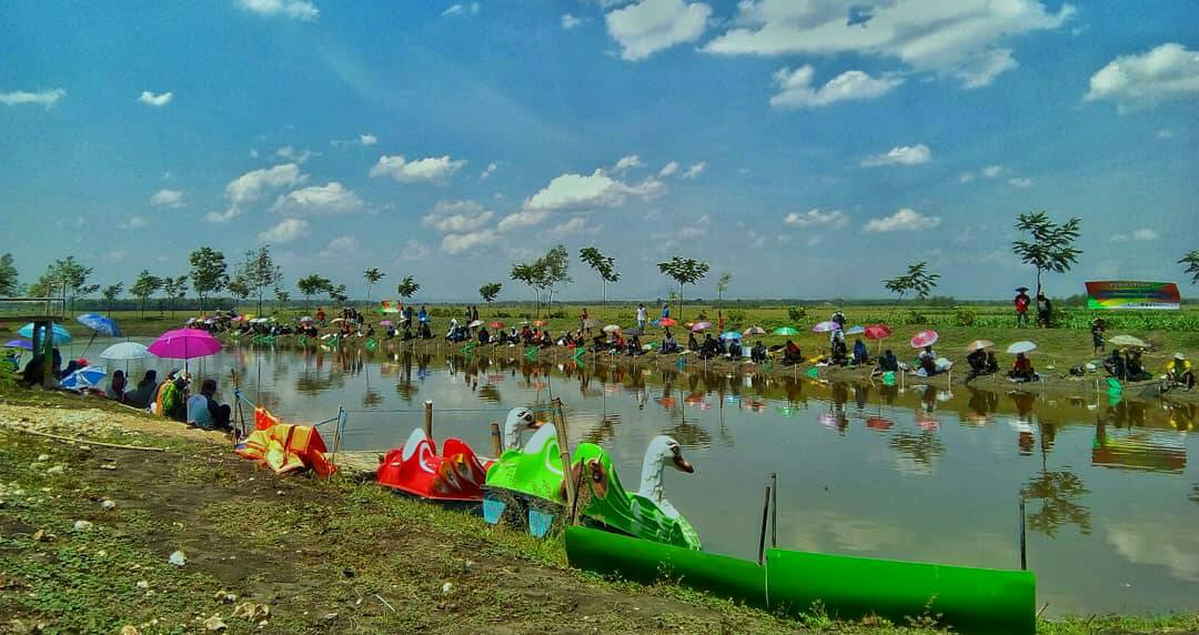 Semoga Allah mudahkan segala urusan kita. Sukses dan berkah. 
Kapan-kapan mancing yuk di Embung Tjok Brosot Deru.