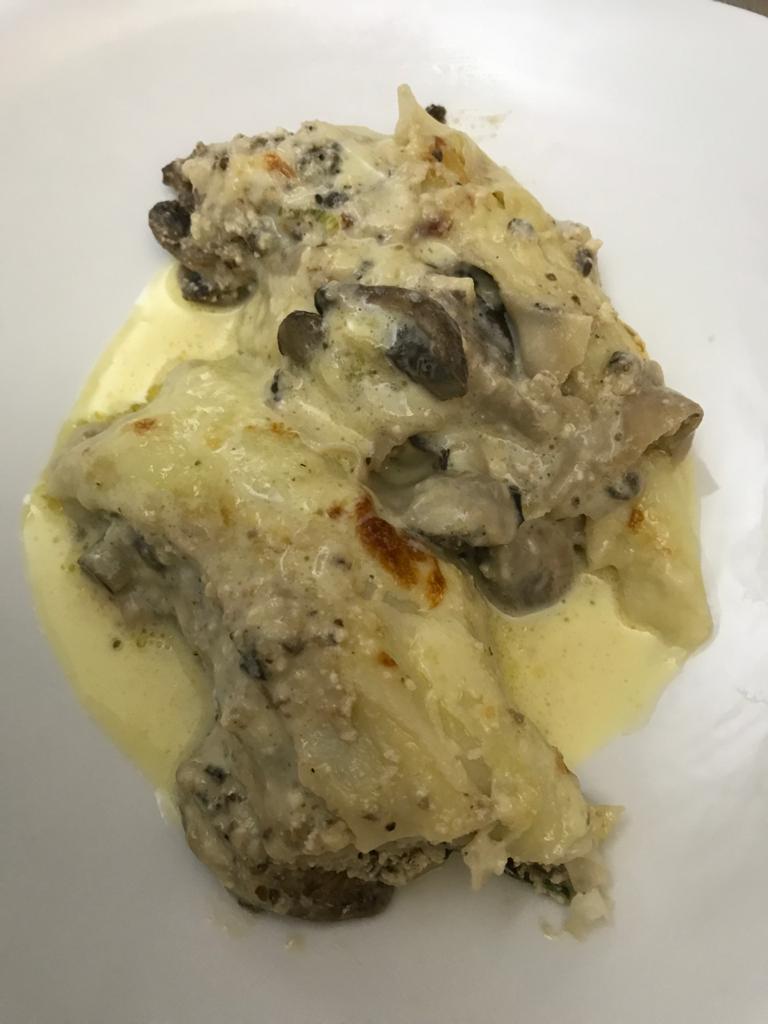 Hoy, Lasagna casera.