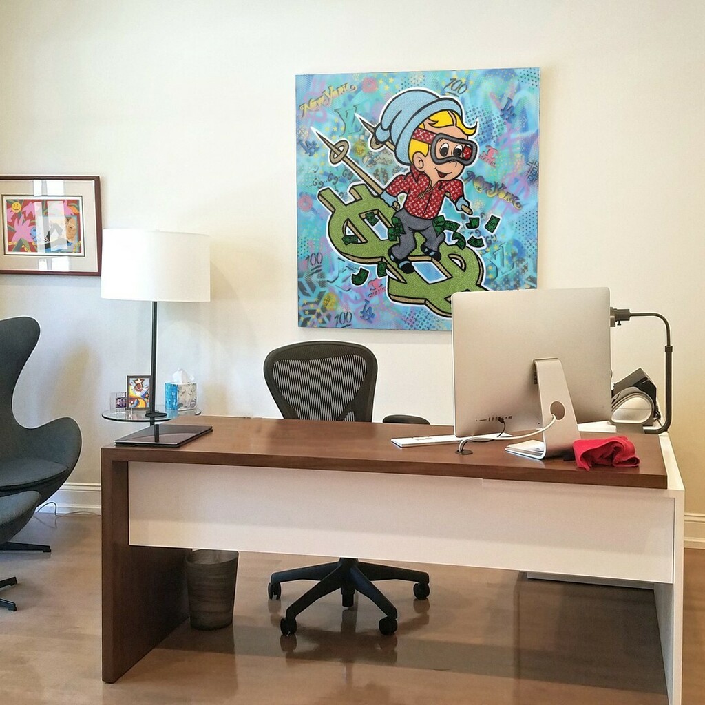 Make your office space aspirational! 

Featuring artwork by Sean Keith and Danny Brown

#art #office #officedesk #interiordecor #interiordesign #interiorstyle #popart #skiart #largeart #colorfulart #ritchierich #homeinspo #housestyle #interior123 #artoftheday #artstagram #sp…