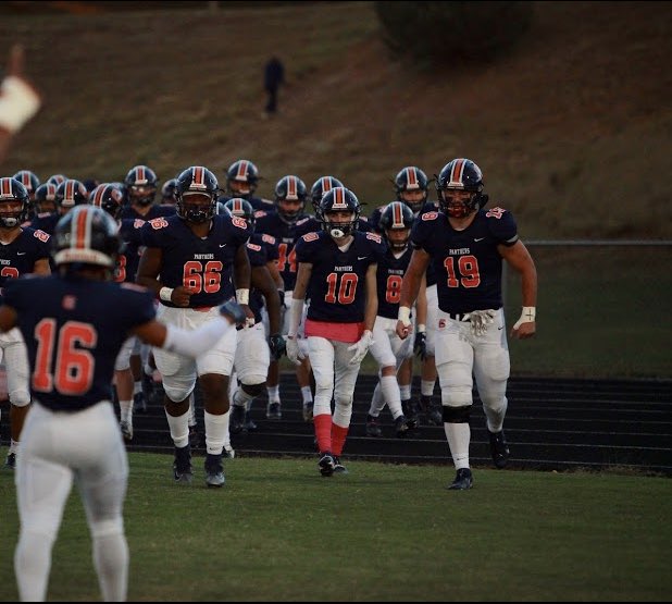 elijah_hall_'s tweet photo. Region champs more work to come... #roadtostate https://t.co/TCiWnqgkei