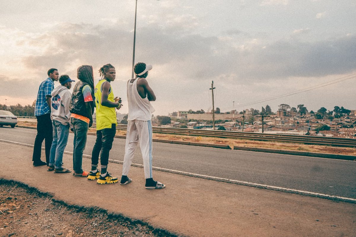 BlessedEddz's tweet image. The future is bright 💯. Keep pushing, keep grinding. One day it will pay off 🙏🏼🔥

📸 @newtonmutuma_

#blessededdz #2020 #code106music