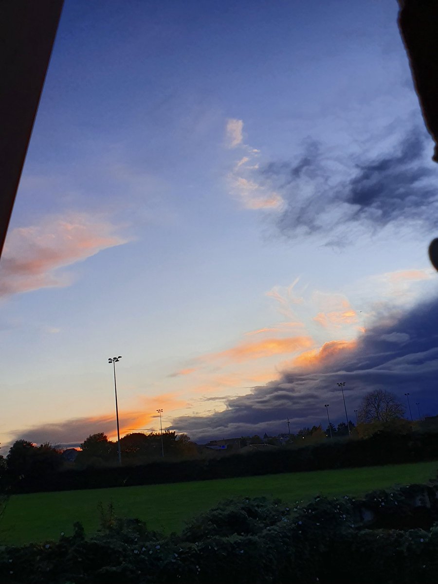 brookshaw_sara's tweet photo. Sunset
#sunset #sunsetphotography #sunsets #sunsetlover #sunset_pics #sunsetmadness #sunsets_captures #sunsetpics #sunsetshots #sunset_photography #sunsetaddict #sunsetcaptures #sunsetcapture #sunsetunitedkingdom #sunsethue #sunsethues #bluesky https://t.co/PxnVYRwX4Y