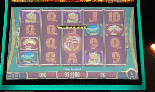 MohawkCasino's tweet photo. Your probably just waking up from your nap...here's some #MohawkJackpots to help you get through a relaxing Sunday. https://t.co/Sg42Kpua6H
