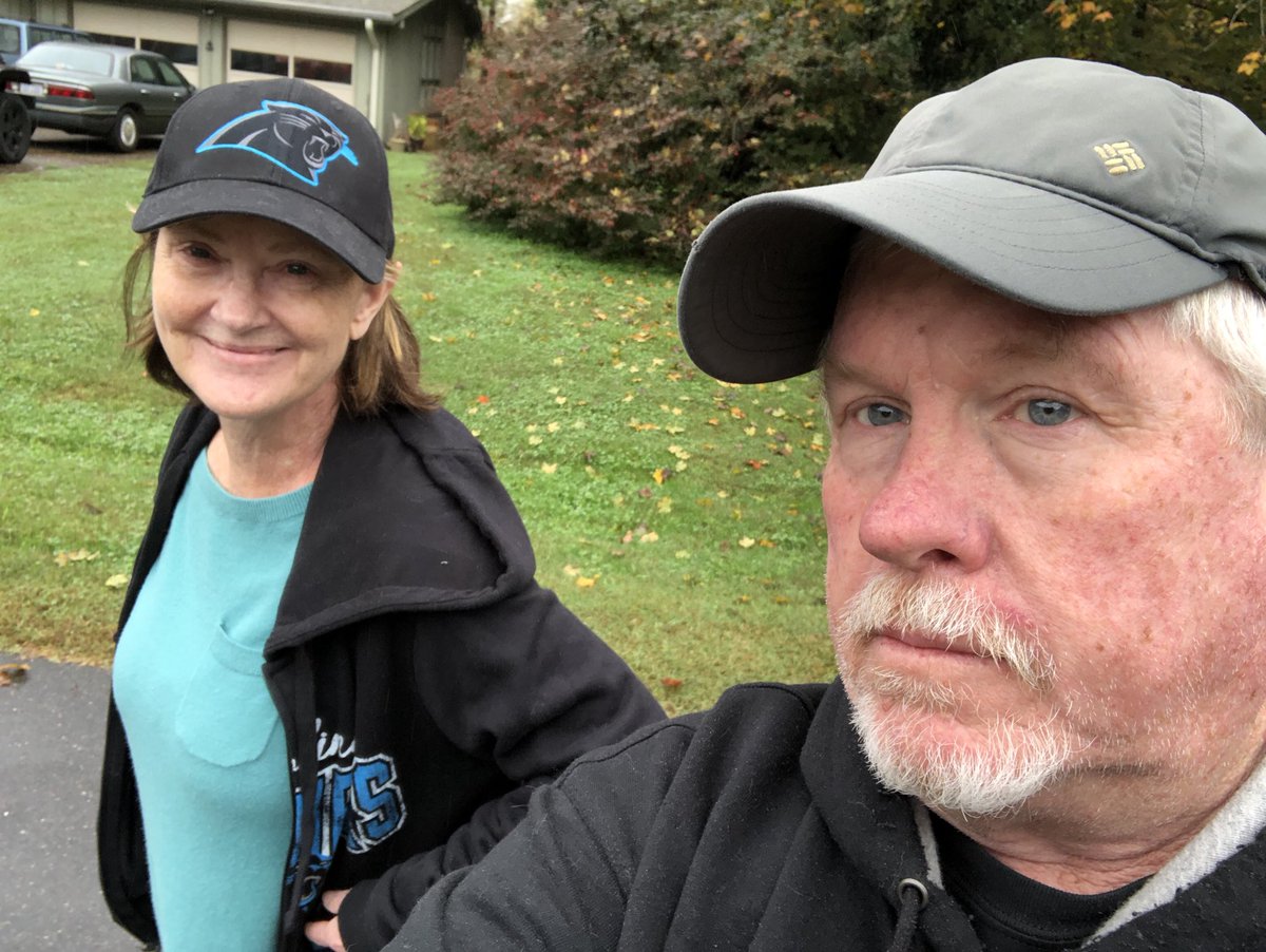 RosemaryOhnesor's tweet photo. On the walk.. #TeamHenryBears #TBW2020 https://t.co/snJz4ux7A4