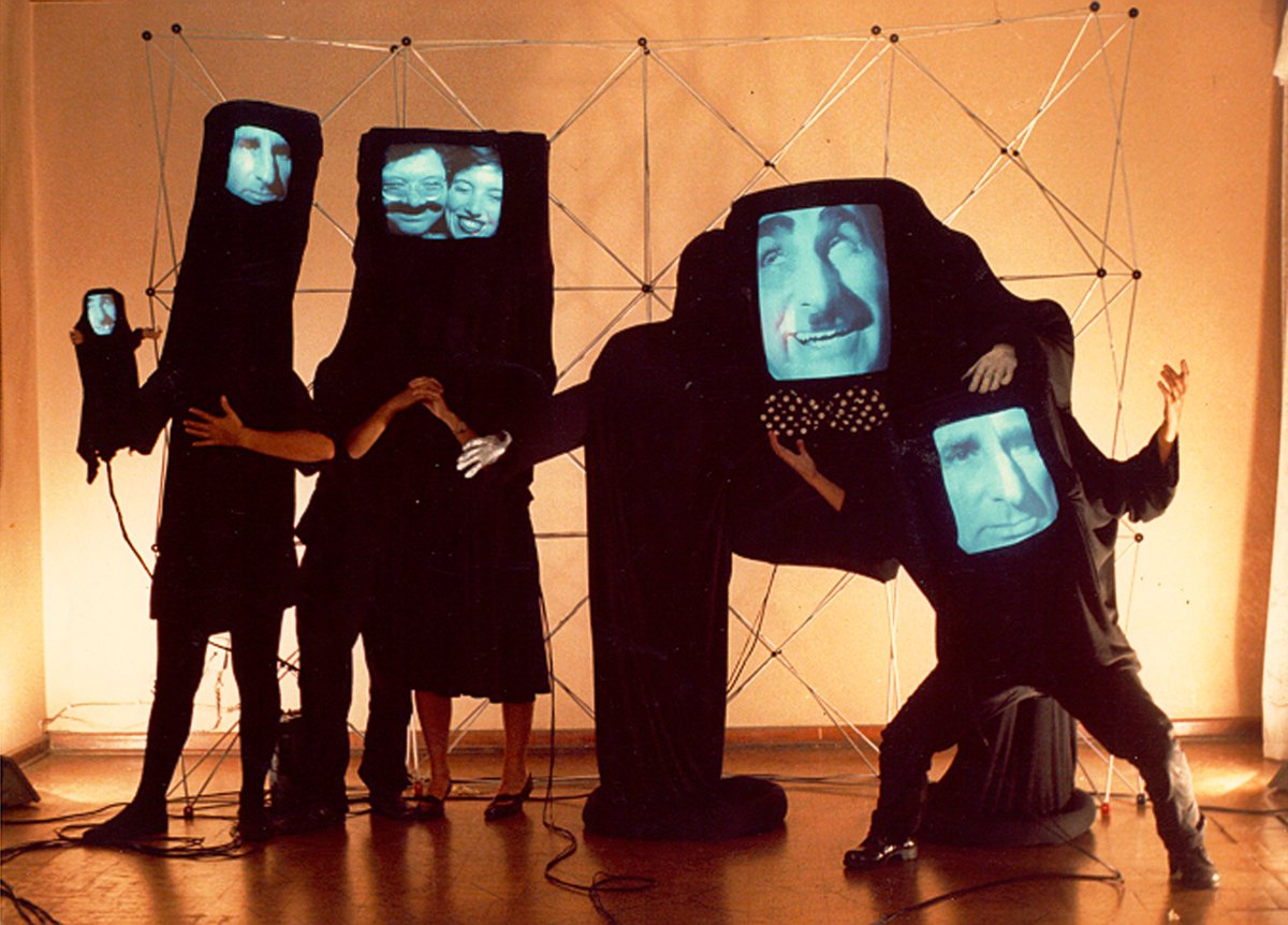 MOADMDC's tweet photo. 👁#TheBodyElectric debuts Nov. 5 at MOAD. Read more about our new exhibition & plan your visit https://t.co/x4XDdrkaAw
Photo: Octavio Donasci, Videocriaturas, Courtesy of the Artist
#TheBodyElectricatMOAD #MiamiArtStrong #miamimuseum #miamievents #upcomingmiamievents #miamiart https://t.co/kVztKJu9FQ